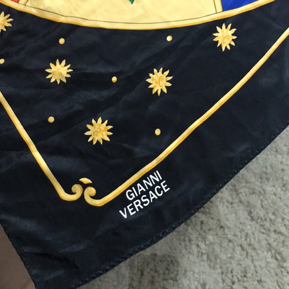 Versace Astrology Scarf Vintage & PERFECT! - Picture 2 of 8